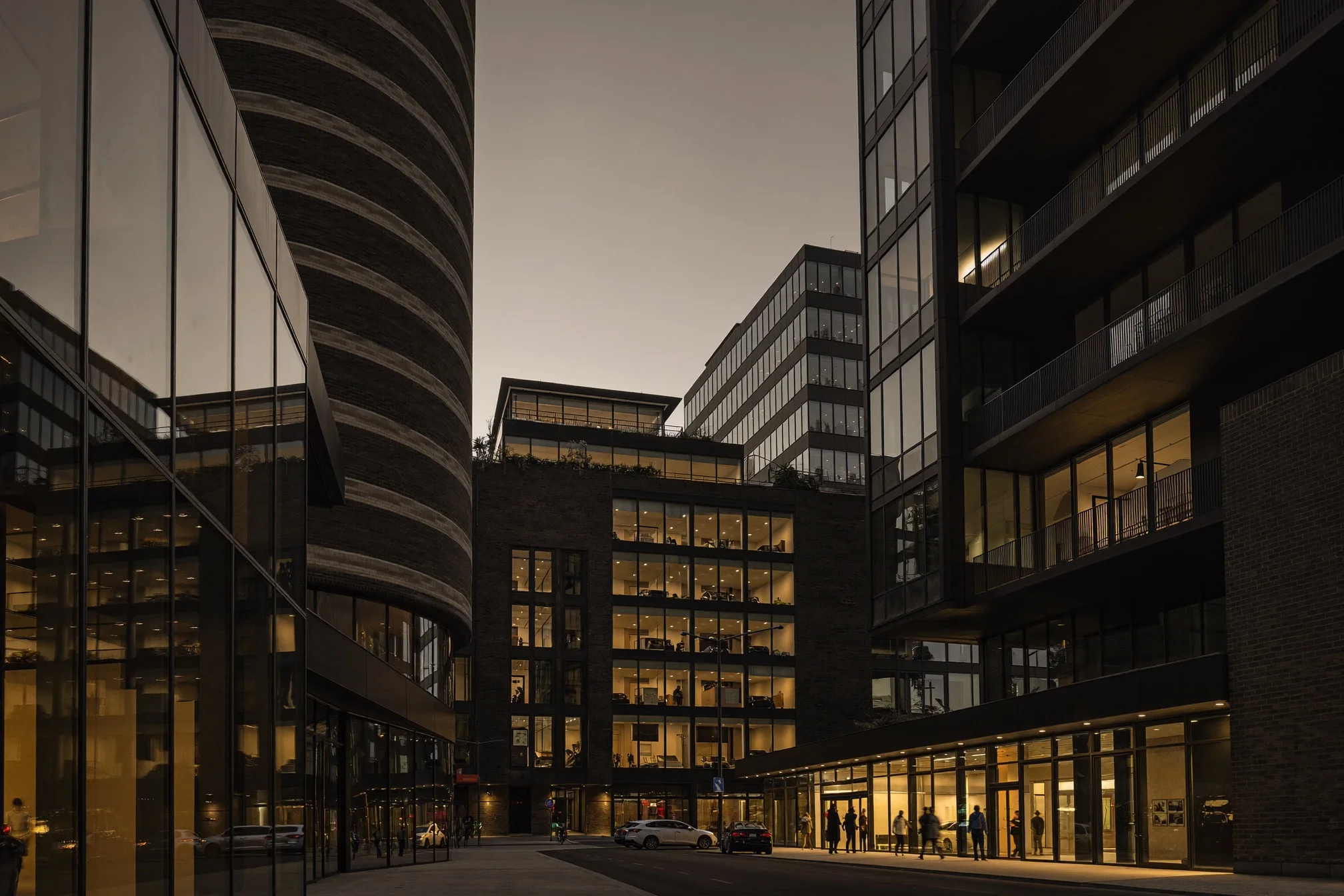 Taxi Montreal to Sherbrooke – Executive Private Transfer Guide